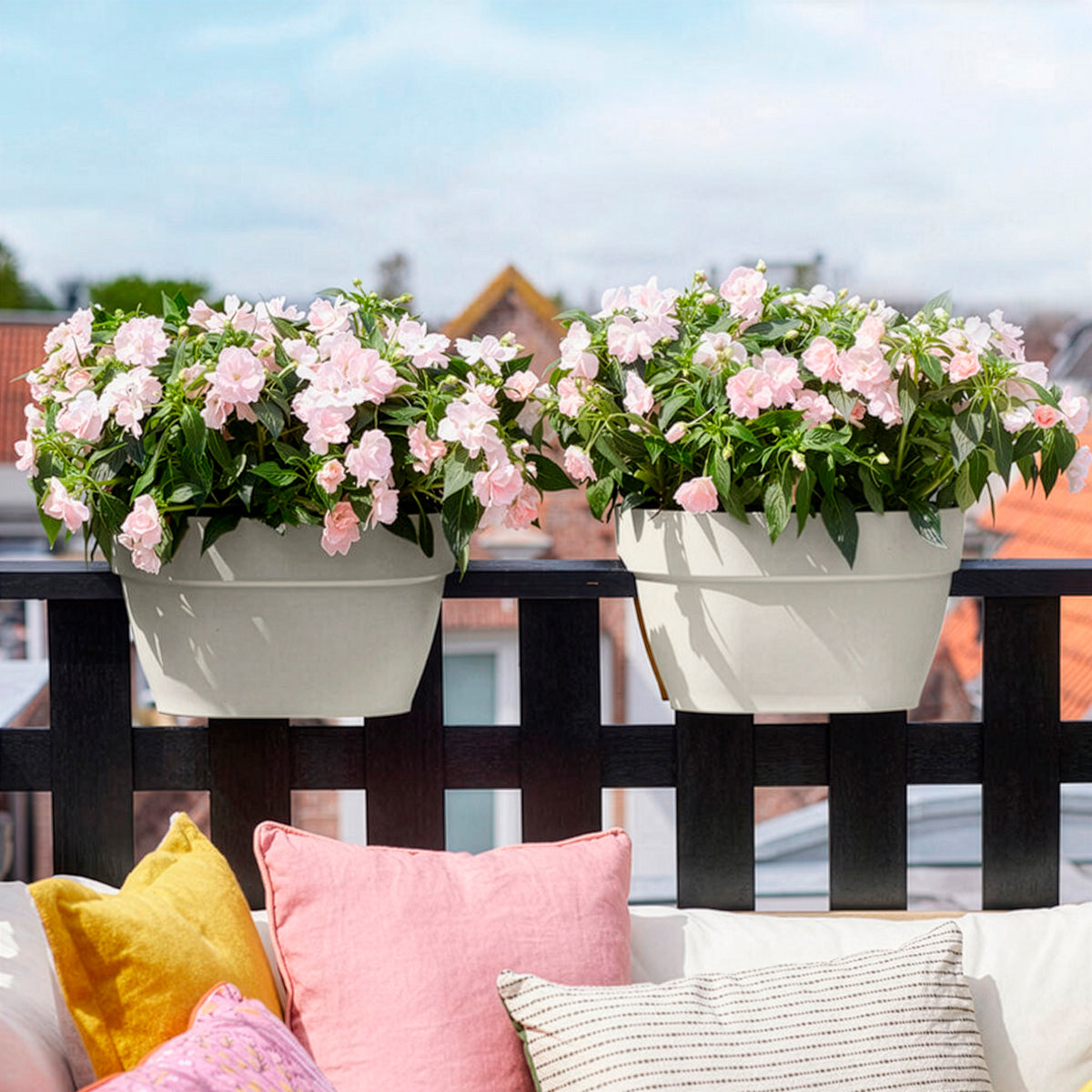 Vibia Campana Flower Bridge Seidenweiß - Bakker